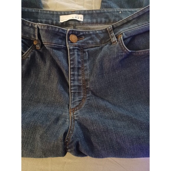 LOFT Women's Size 31/12 Mid Rise Straight Jeans - Picture 3 of 12